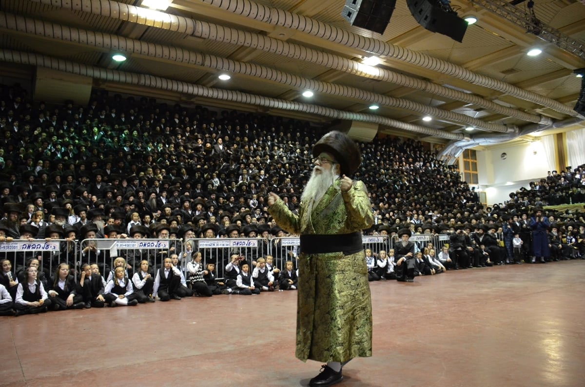 גלרית ענק • חתונת בית צאנז ומעמד ה'מצווה טאנץ'