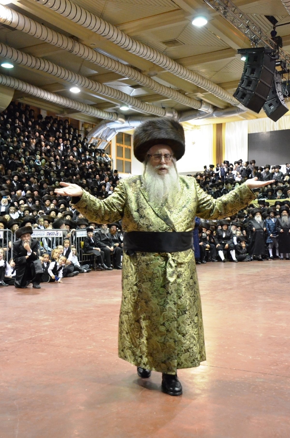 גלרית ענק • חתונת בית צאנז ומעמד ה'מצווה טאנץ'