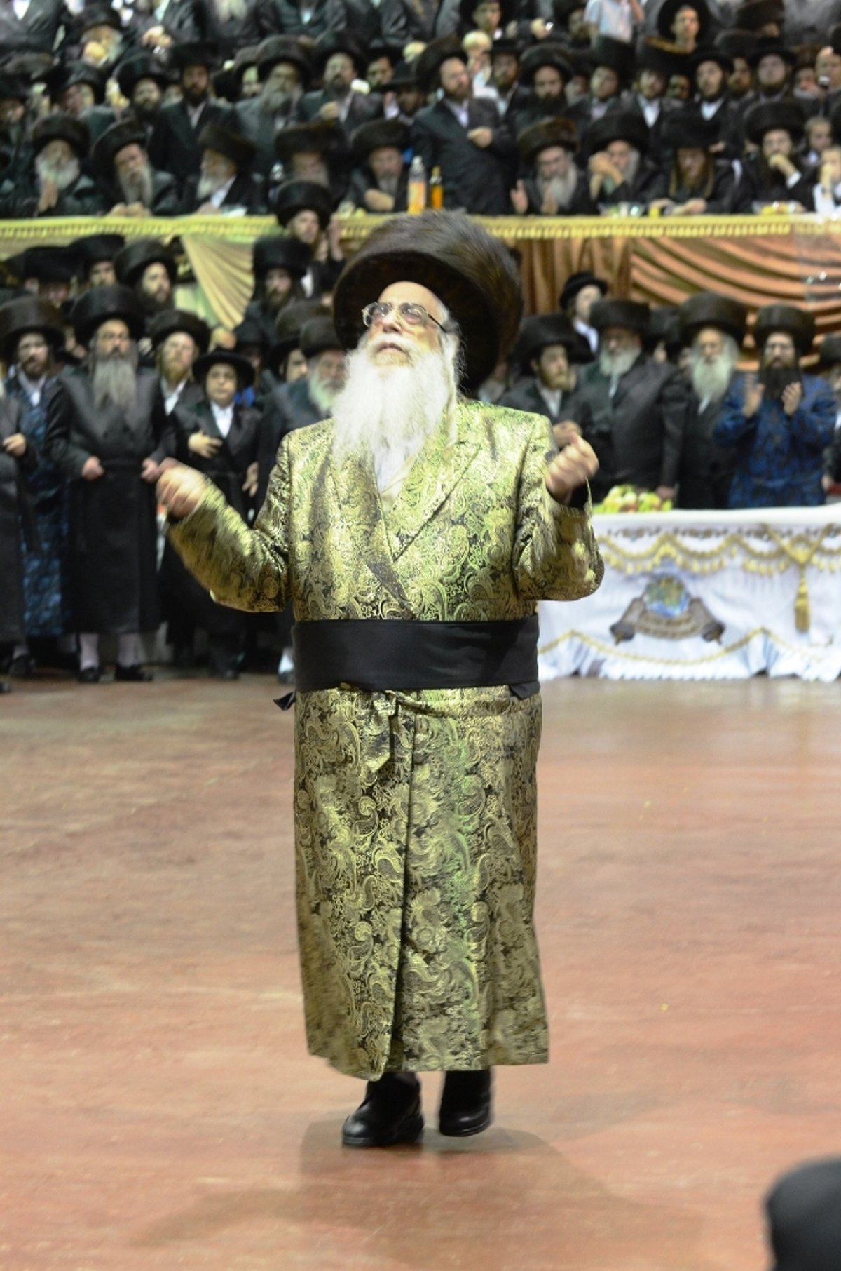 גלרית ענק • חתונת בית צאנז ומעמד ה'מצווה טאנץ'