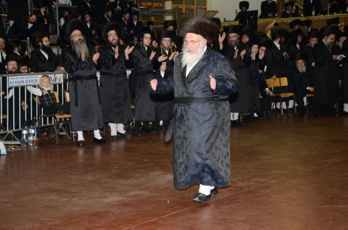 גלרית ענק • חתונת בית צאנז ומעמד ה'מצווה טאנץ'