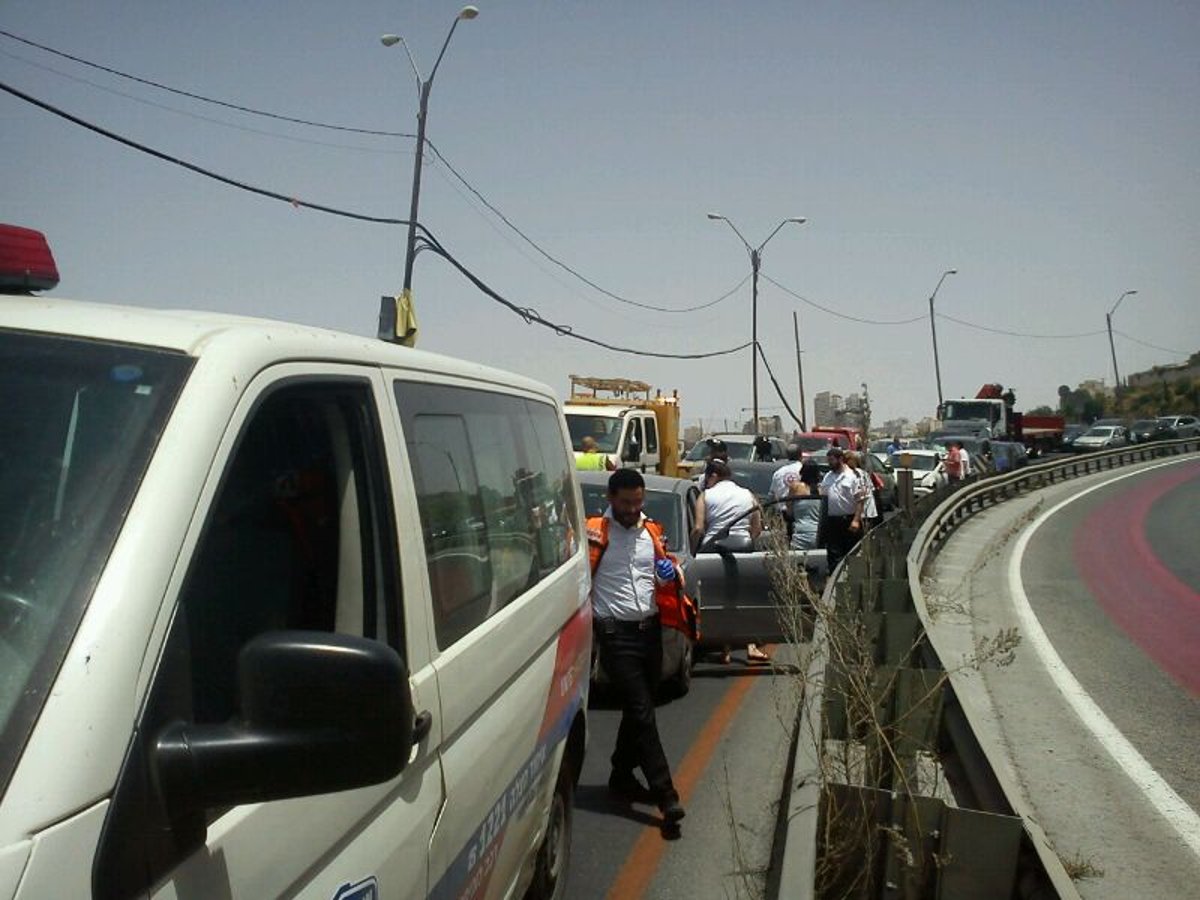 כביש 1: תאונת שרשרת עם ראש השב"כ יורם כהן