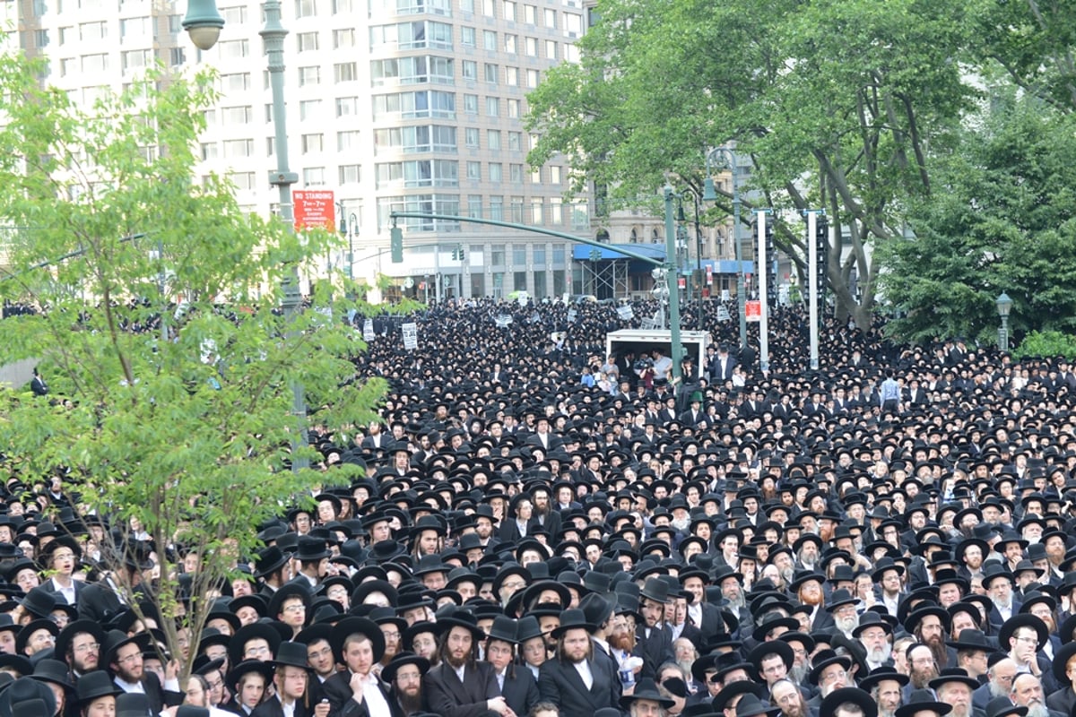 עצרת הרבבות במנהטן • גלרית ענק