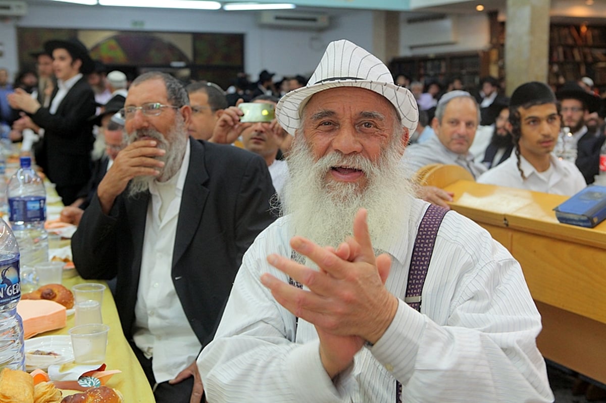 בהילולת ג' בתמוז בכפר חב"ד: המועמדים לרבנות הראשית