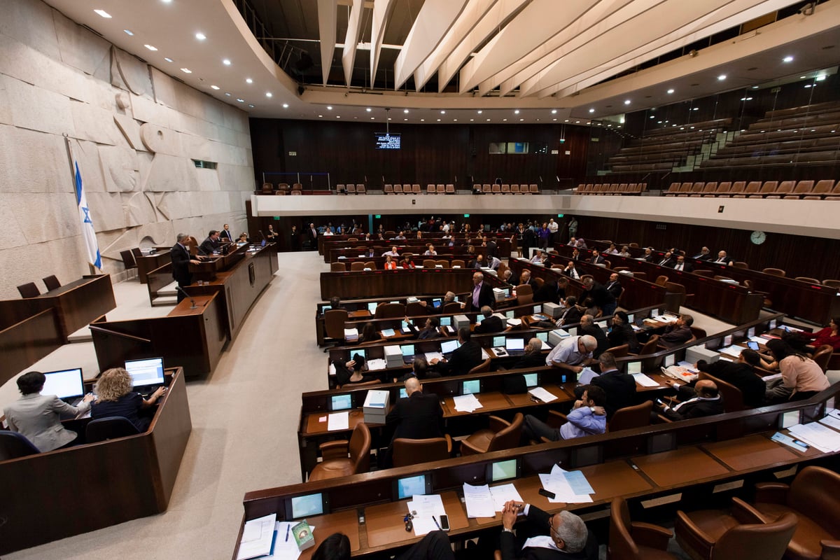 סערה במליאת הכנסת בדיון על התקציב • גלריה