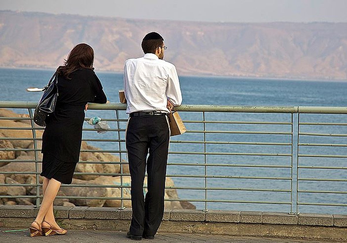 פשרות ודרישות בשידוכים: יופי או אופי?