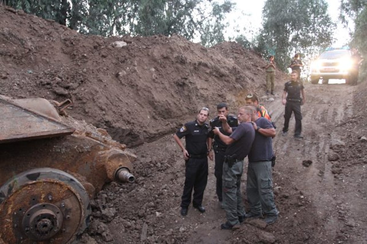 טנק נמצא קבור באתר בנייה בחולון • תמונות