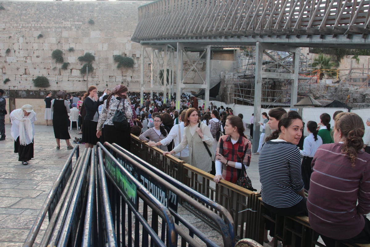 אלפי הנשים החרדיות בלמו את נשות הפרובוקציה • צפו