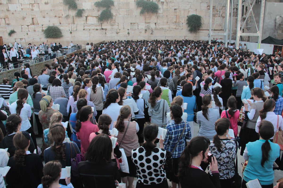 אלפי הנשים החרדיות בלמו את נשות הפרובוקציה • צפו