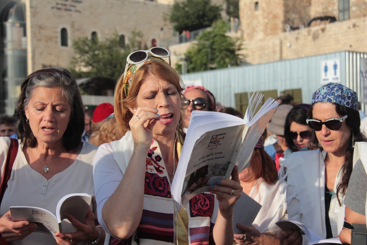 אלפי הנשים החרדיות בלמו את נשות הפרובוקציה • צפו