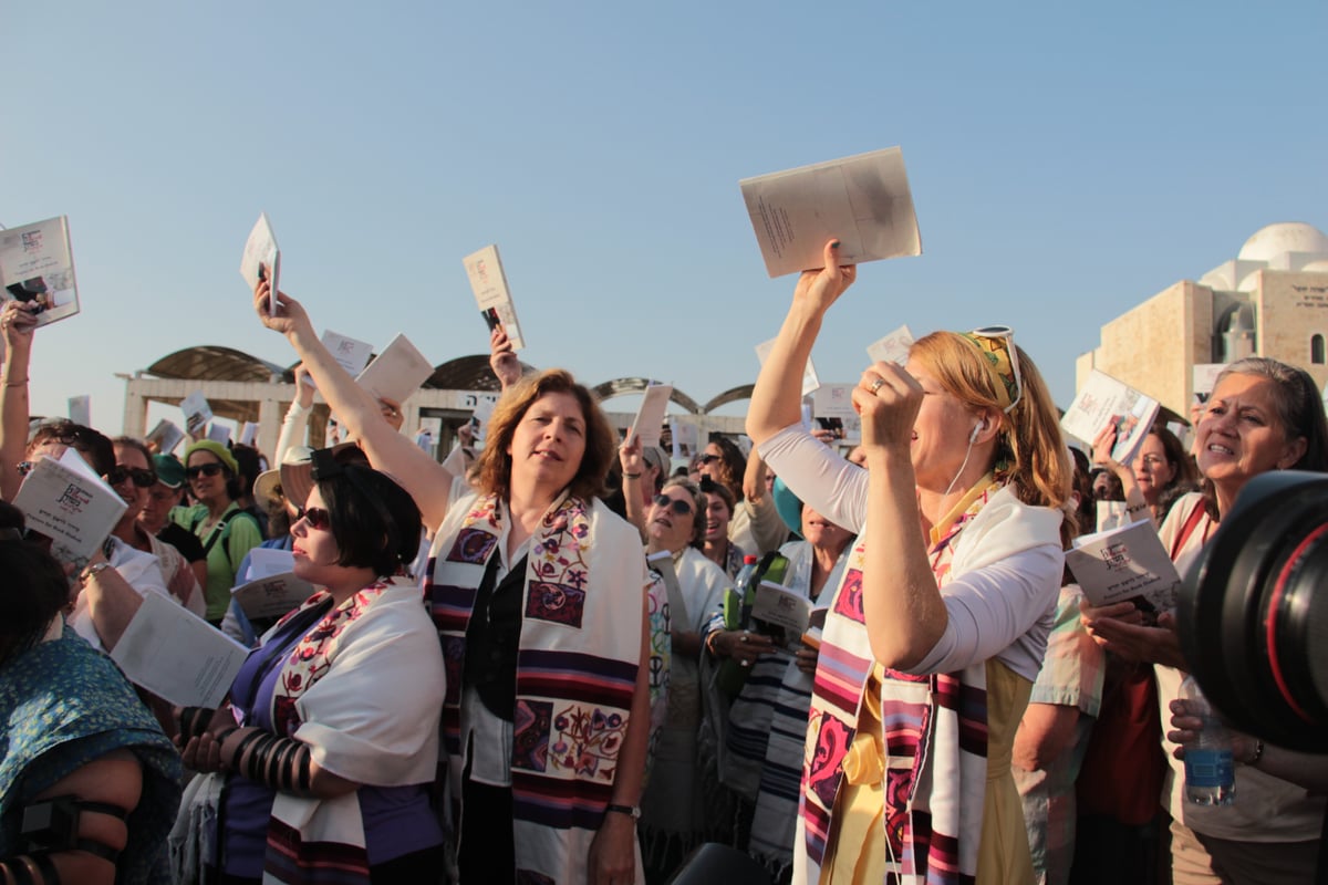 אלפי הנשים החרדיות בלמו את נשות הפרובוקציה • צפו