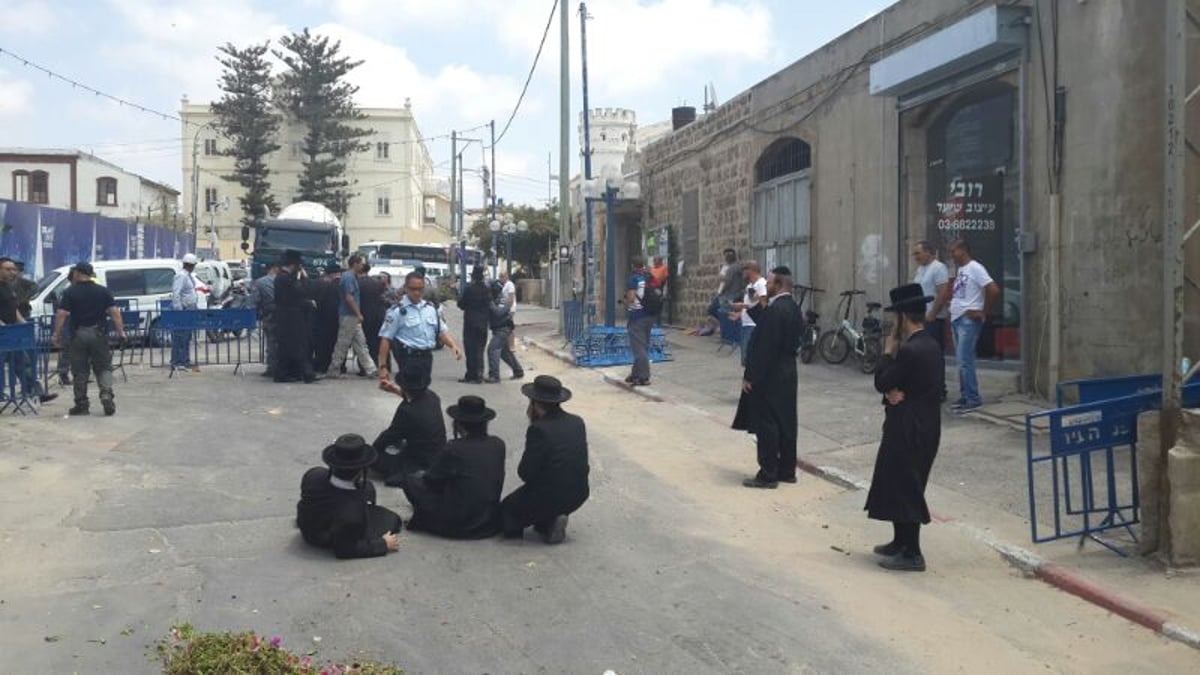 יפו: ארבעה עצורים בהפגנה נגד חילול קברים