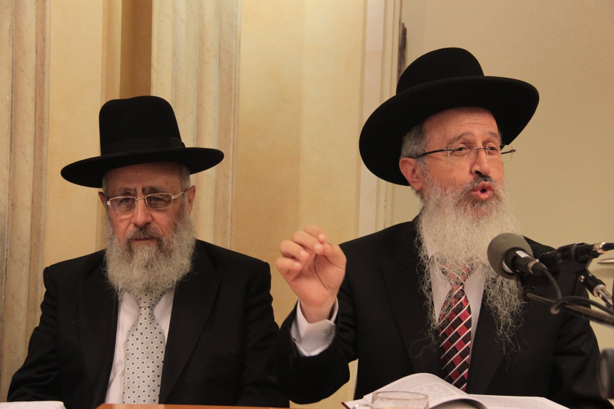 הרב עובדיה יוסף: "הרב עמאר הבטיחני שהוא יתמוך בבני הגאון רבי יצחק"