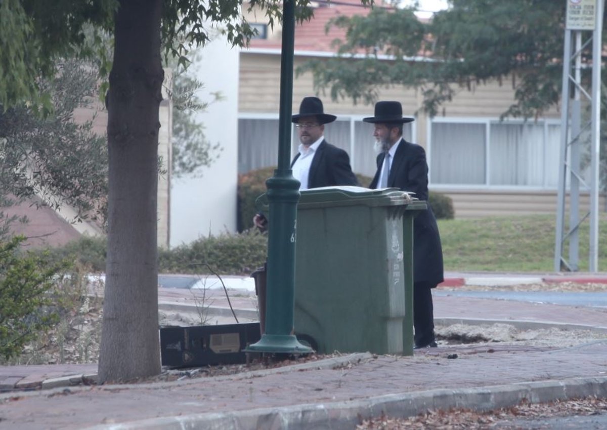 בחשאי: הרב עמאר ועוזרו נפגשים עם הגוף הבוחר