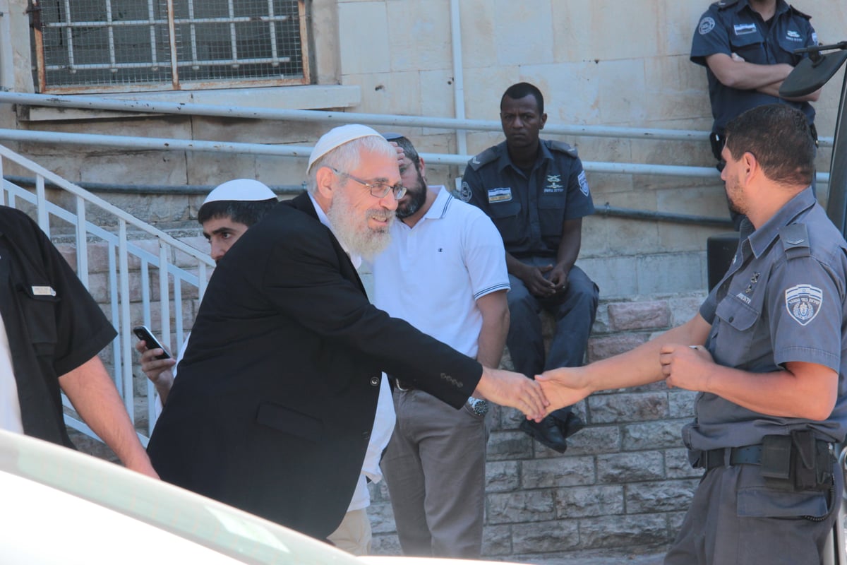 הרב מוטי אלון: "אני מלא תודה לקב"ה על כל שניה"