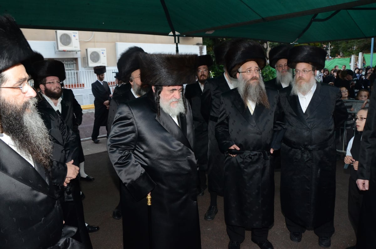 שעות לפני הטרגדיה: שמחת בית דז'יקוב • גלריה