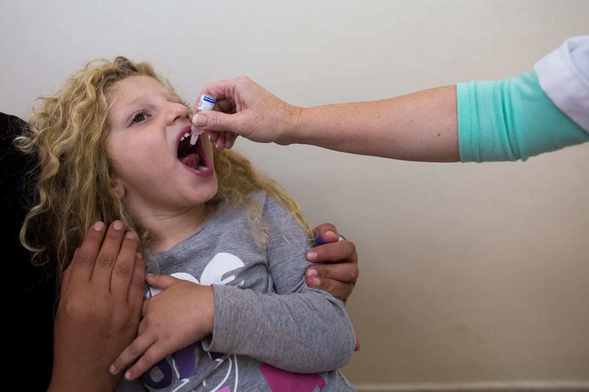 כך מחסלים את הפוליו • תמונות מחיסוני הילדים