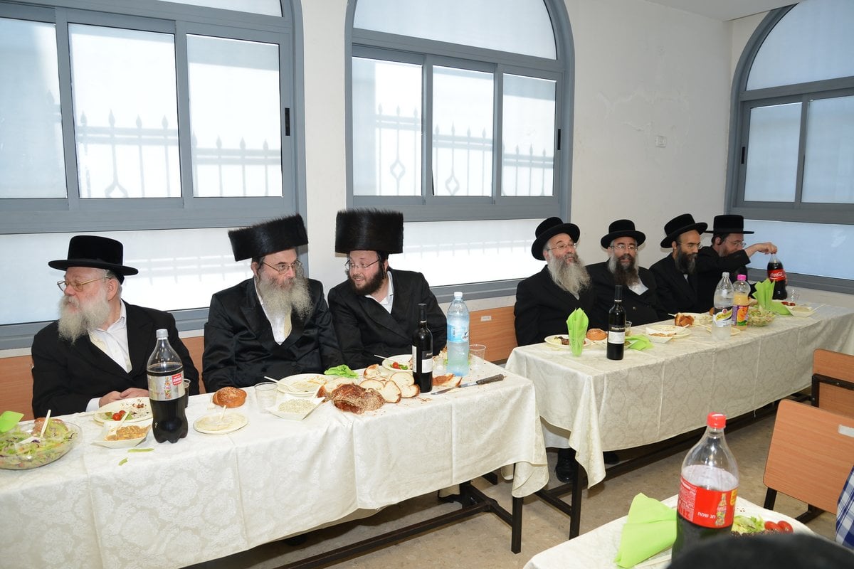 קול מבשר: ברית לבנו של מאיר ברגר פרשן המבשר