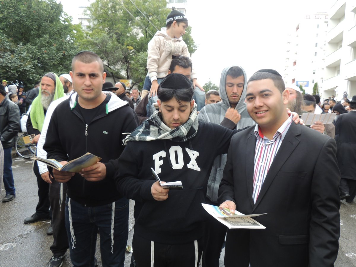 ערב ר"ה: אמירת 'התיקון הכללי' באומן • גלריה