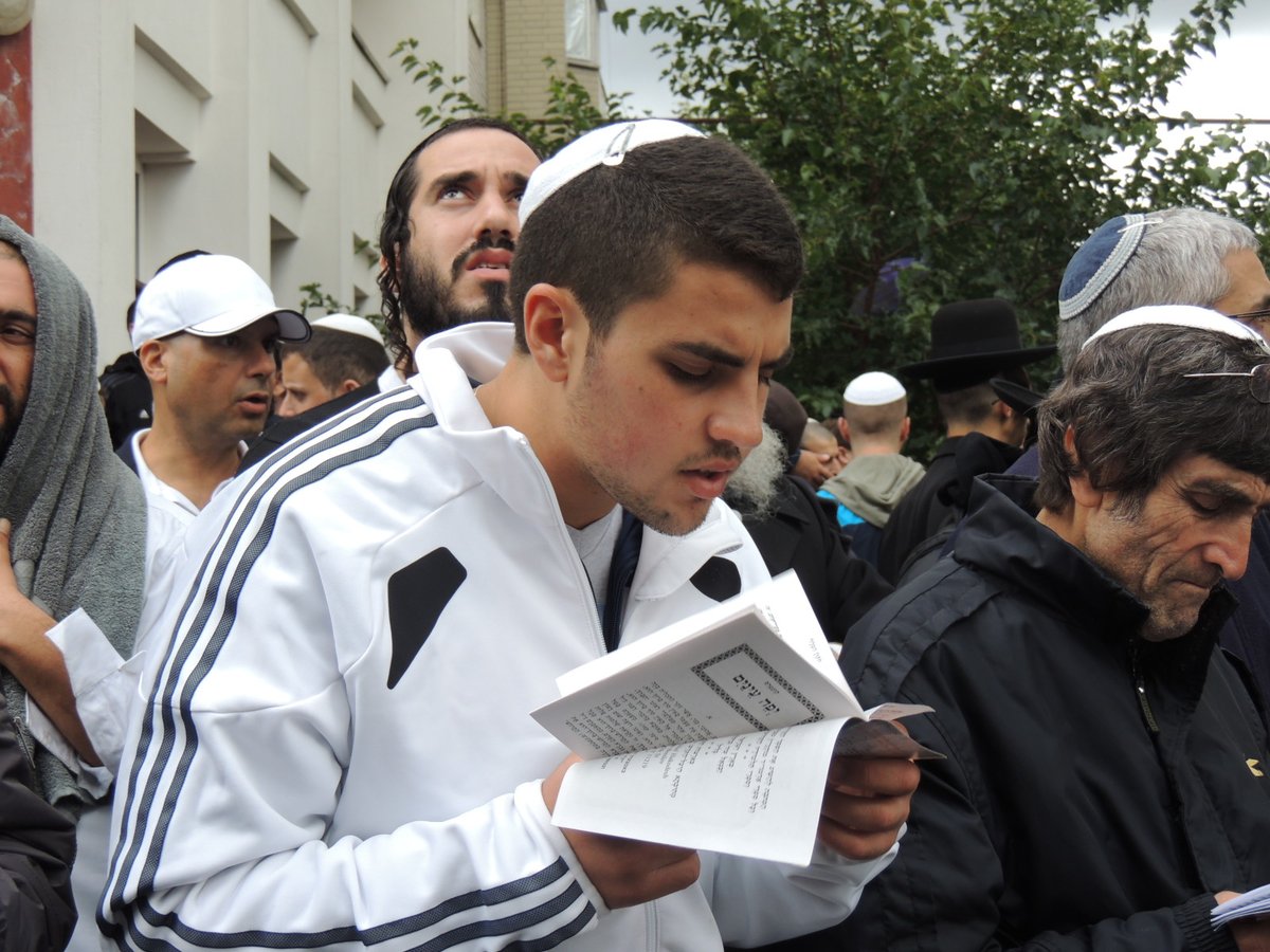 ערב ר"ה: אמירת 'התיקון הכללי' באומן • גלריה