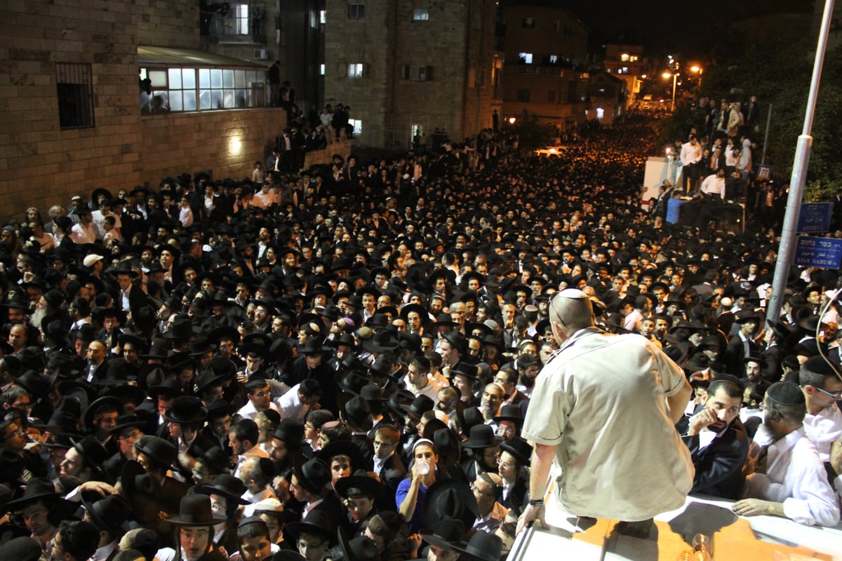 גלריית ענק: כך נראתה הלוויתו של מרן הרב עובדיה יוסף