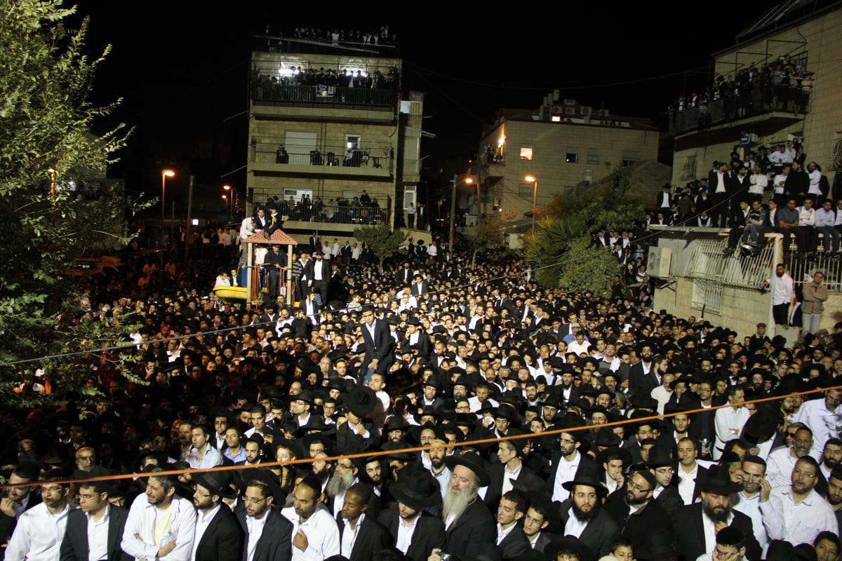 גלריית ענק: כך נראתה הלוויתו של מרן הרב עובדיה יוסף