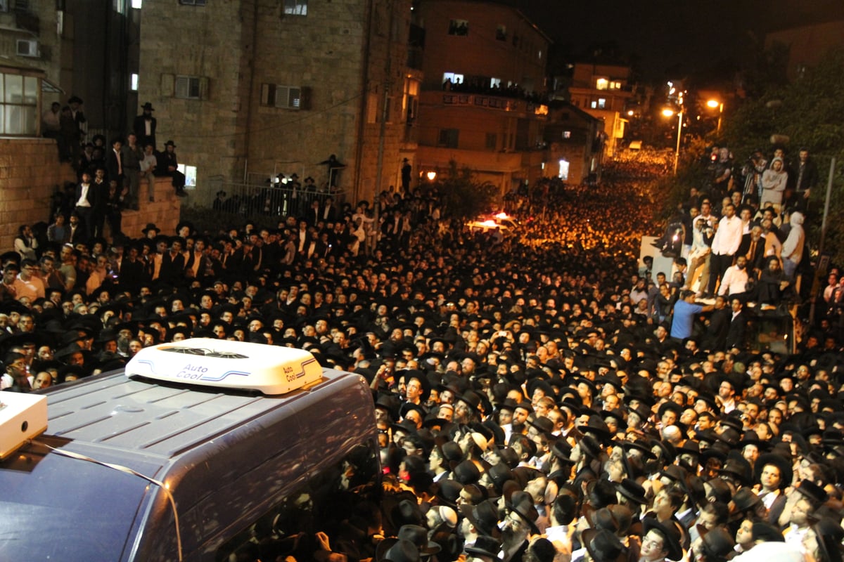 גלריית ענק: כך נראתה הלוויתו של מרן הרב עובדיה יוסף