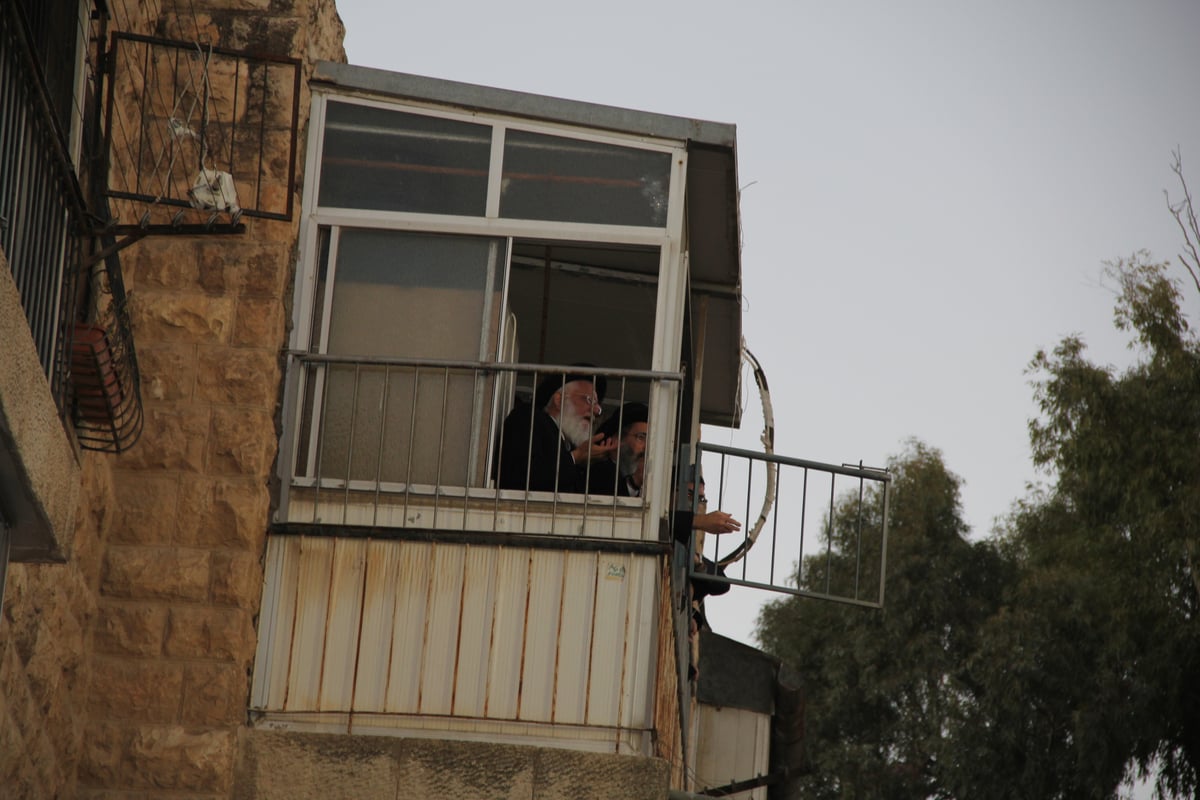 גלריית ענק: כך נראתה הלוויתו של מרן הרב עובדיה יוסף