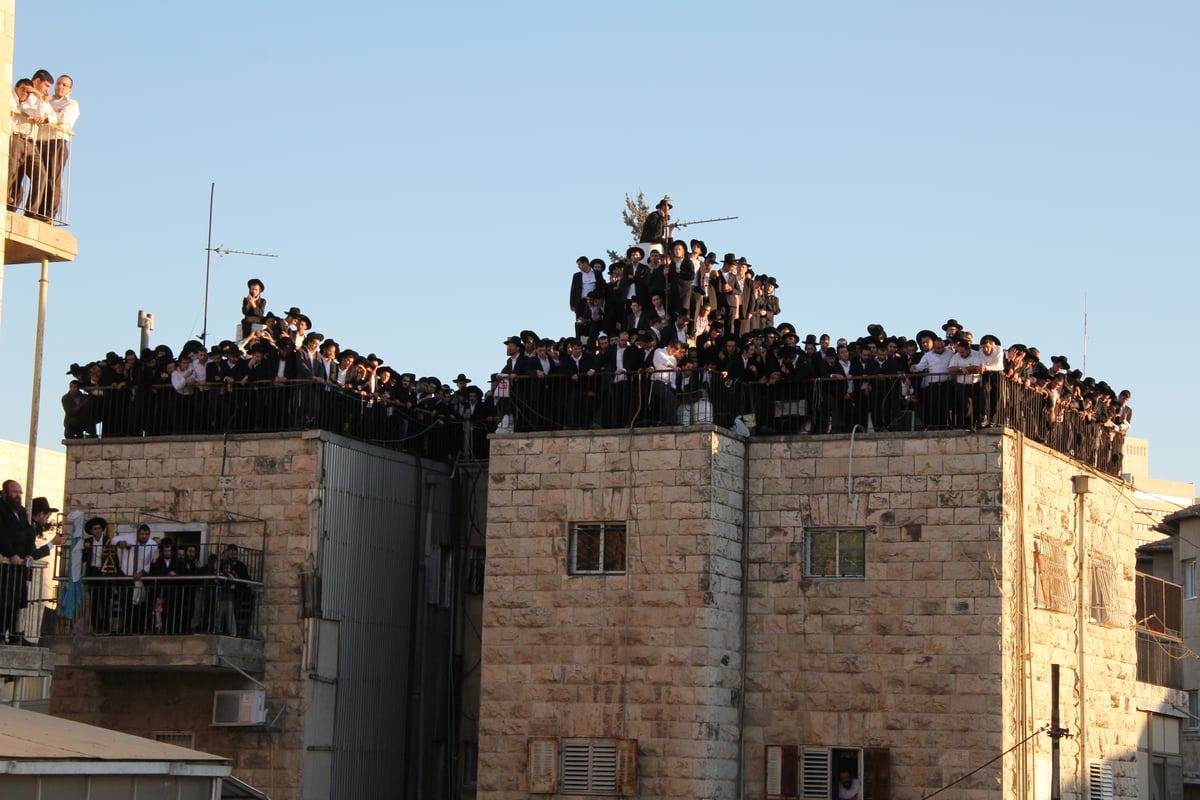 גלריית ענק: כך נראתה הלוויתו של מרן הרב עובדיה יוסף