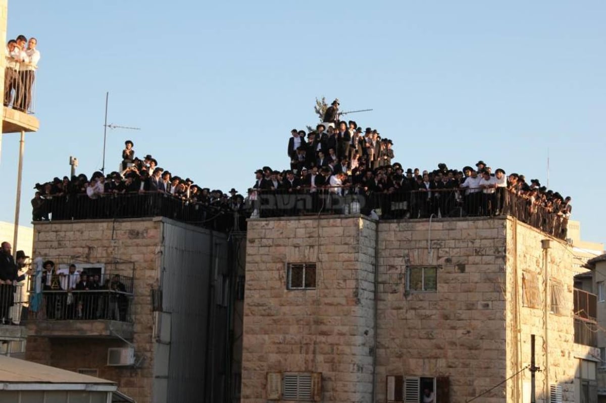 הלווית הגר"ע יוסף זצ"ל