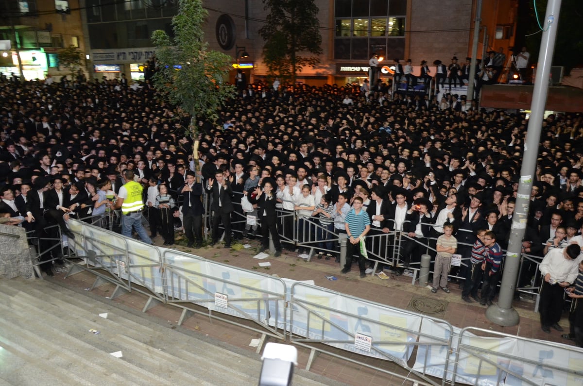 עצרת הבחירות של 'דגל התורה' הסתיימה בשירה וריקודים