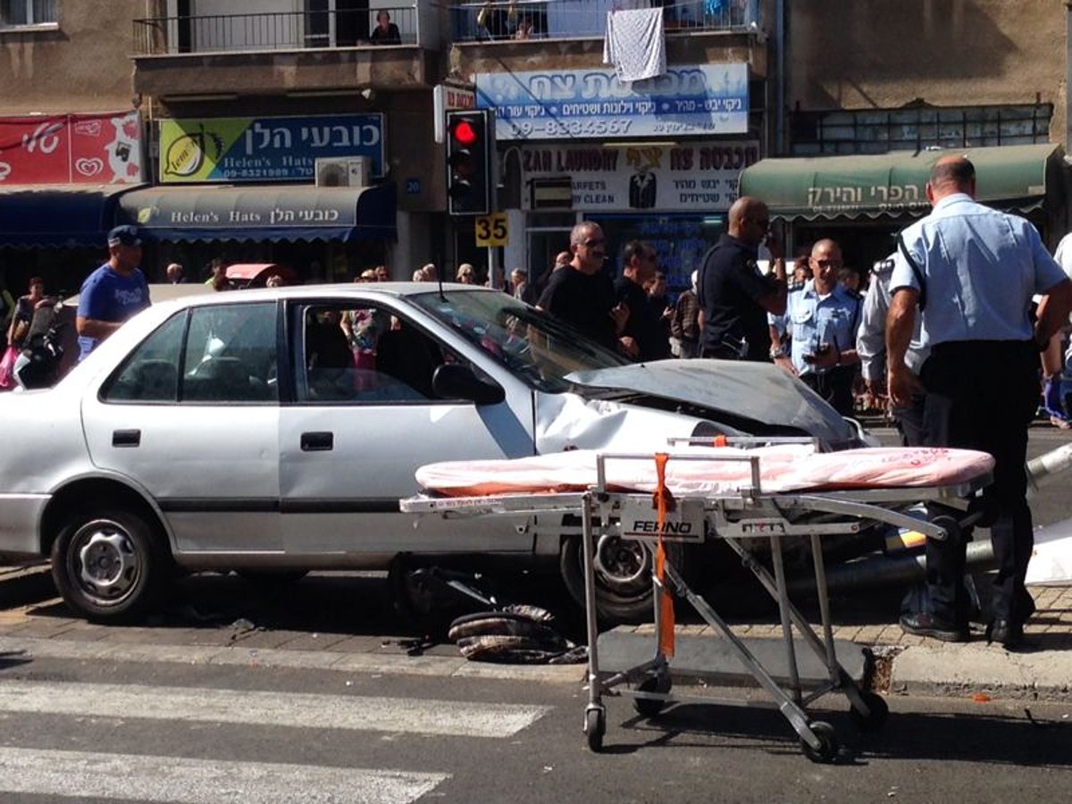 תאונה קשה בנתניה: הסבתא נהרגה, הנכד נפצע קשה