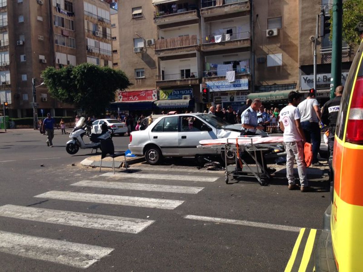 תאונה קשה בנתניה: הסבתא נהרגה, הנכד נפצע קשה