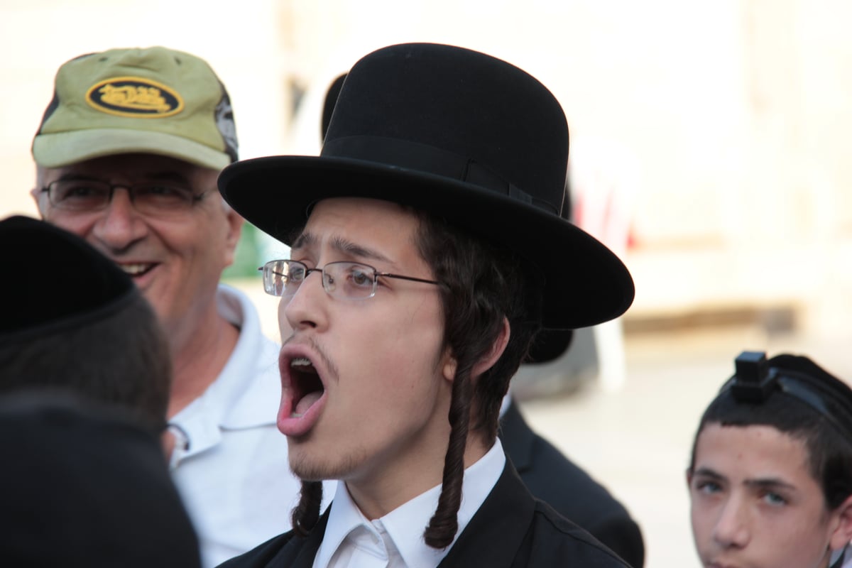 'נשות הכותל' הקדימו את בואן והשתלטו על הרחבה