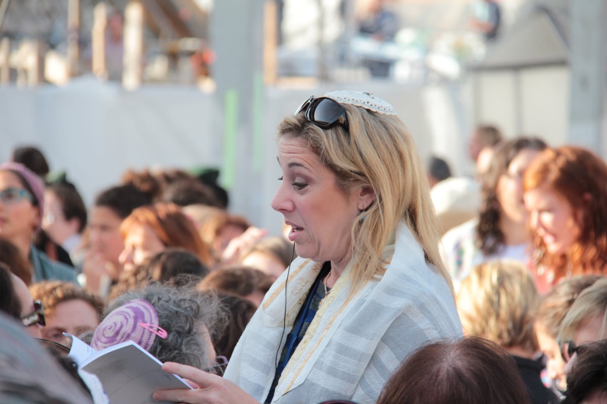 'נשות הכותל' הקדימו את בואן והשתלטו על הרחבה