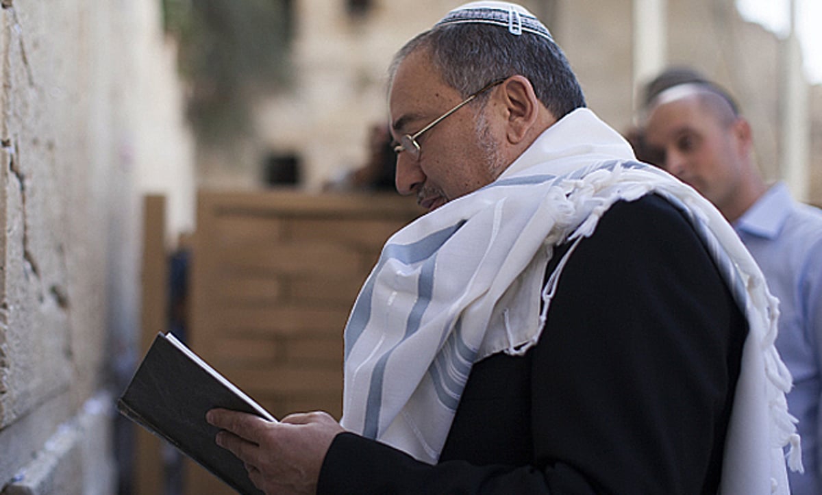 ליברמן בכותל. מעשה ציני?