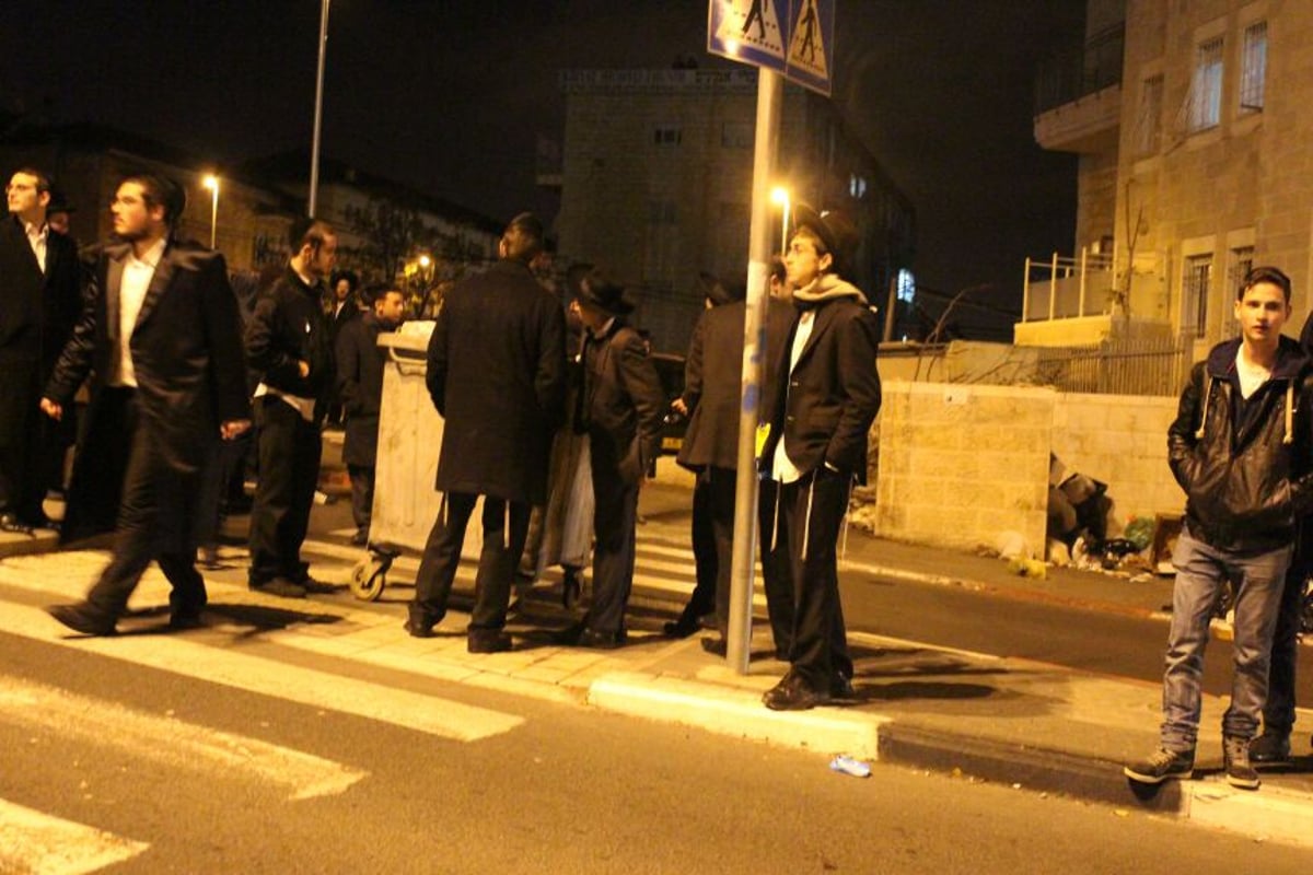 תיעוד: הפגנת מחאה על מעצר שני בחורי ישיבה
