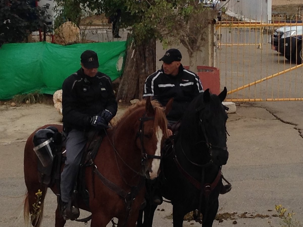 זעם בעדה החרדית: הצבא מנע מהרבנים לבקר בכלא