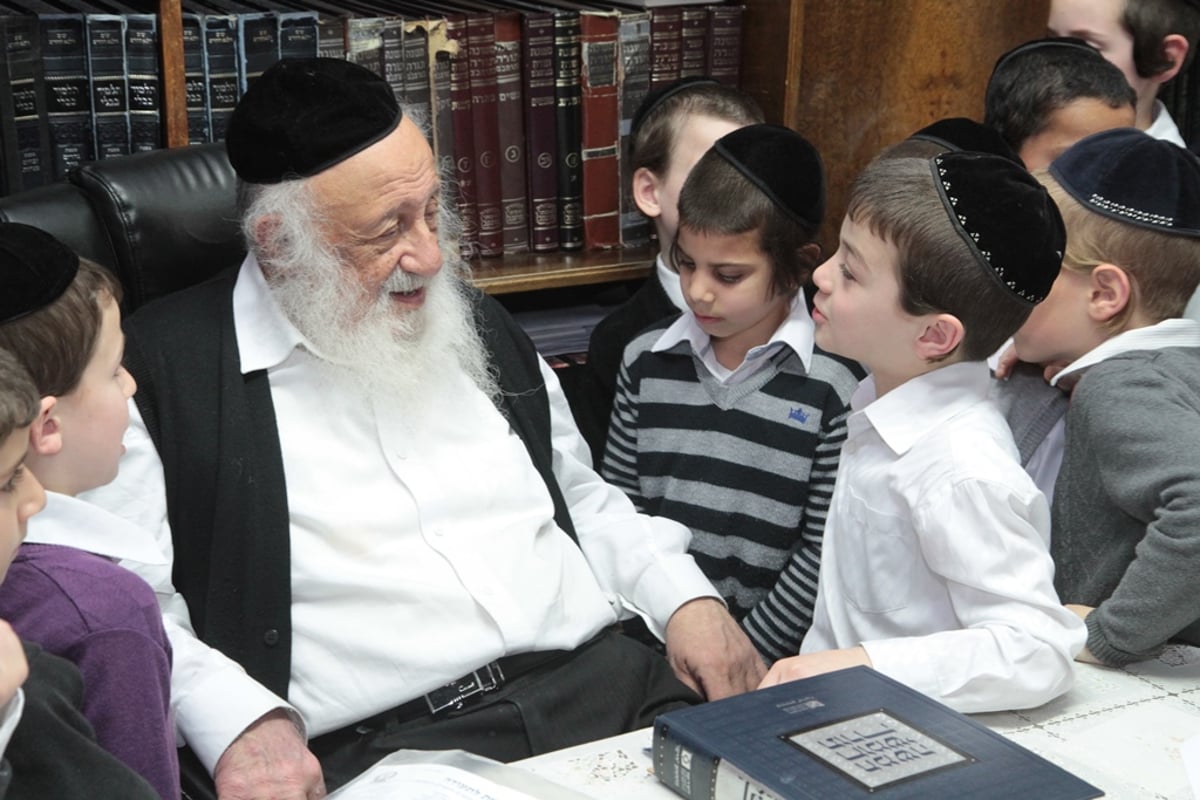 מבית שמש לבתי גדולי ישראל  בבני-ברק • תיעוד