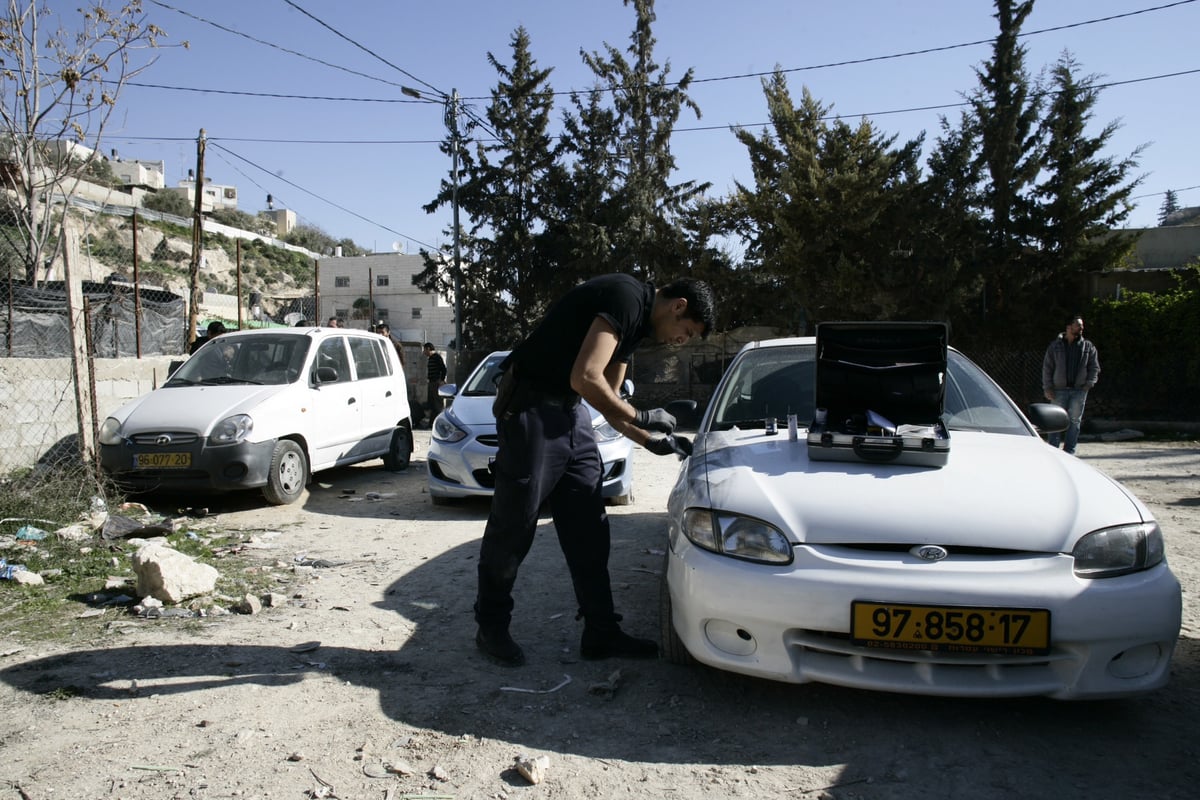 מזרח ירושלים: פגיעה בכלי רכב וכתובת "עבודה ערבית = התבוללות"