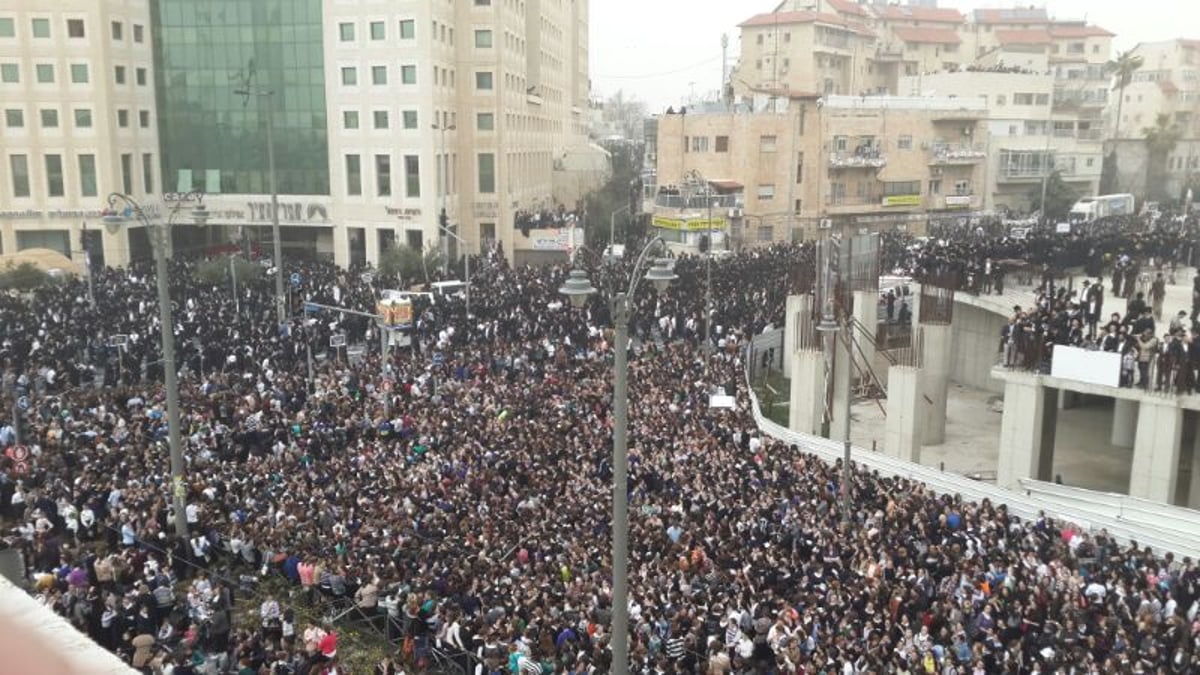 600 אלף איש בירכו יחד: "ברוך... חכם הרזים" • שידור חי