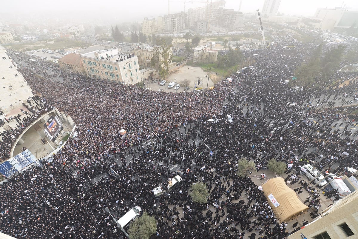 600 אלף איש בירכו יחד: "ברוך... חכם הרזים" • שידור חי