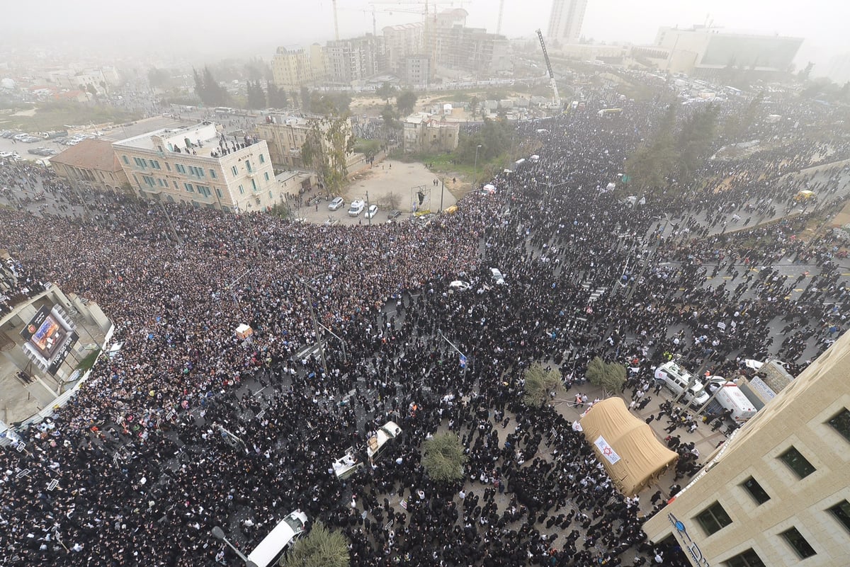 600 אלף איש בירכו יחד: "ברוך... חכם הרזים" • שידור חי