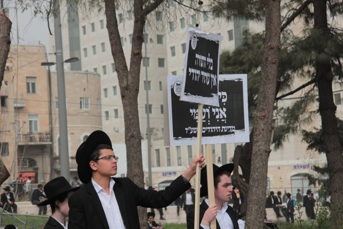 600 אלף איש בירכו יחד: "ברוך... חכם הרזים" • שידור חי