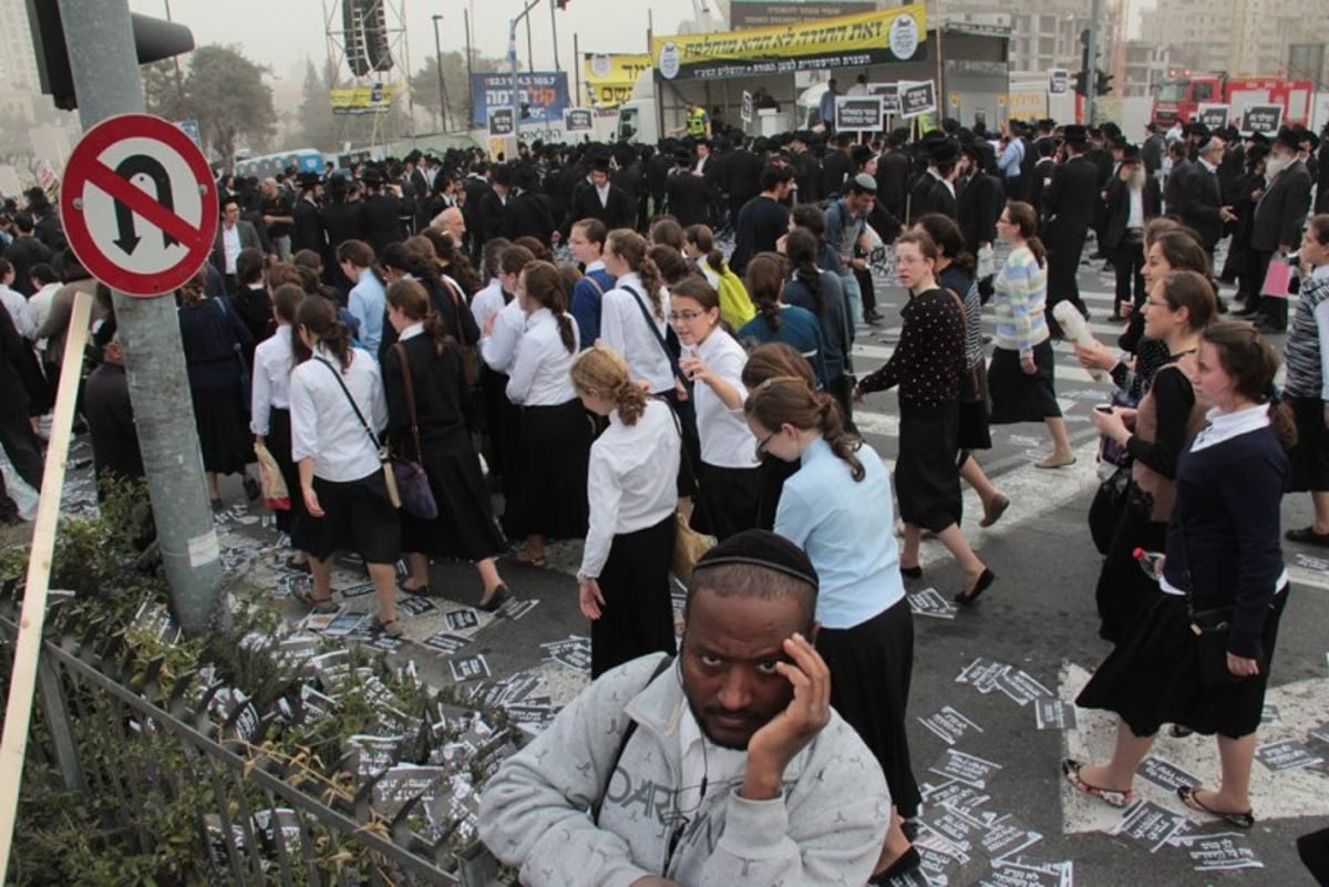 600 אלף איש בירכו יחד: "ברוך... חכם הרזים" • שידור חי