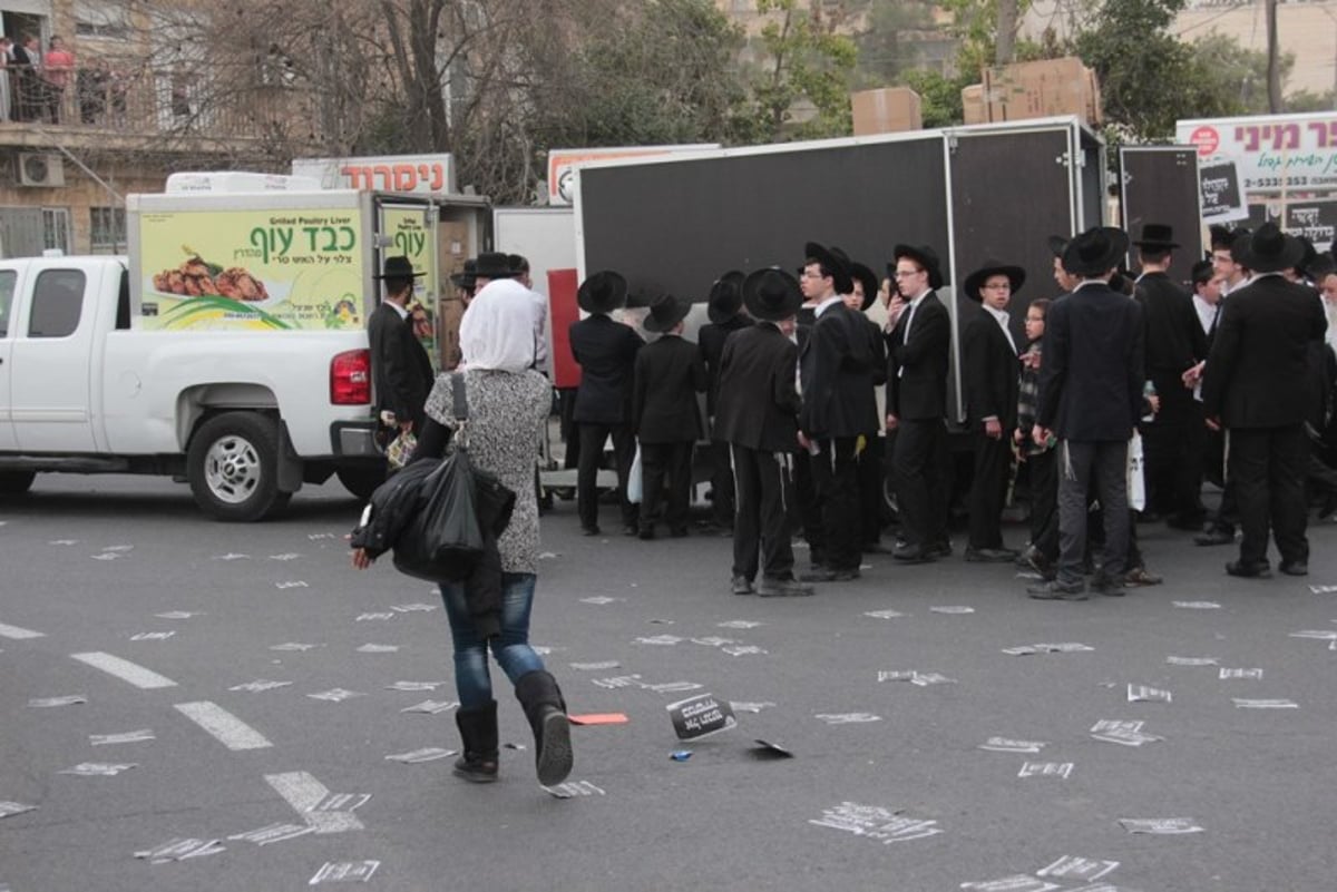 600 אלף איש בירכו יחד: "ברוך... חכם הרזים" • שידור חי