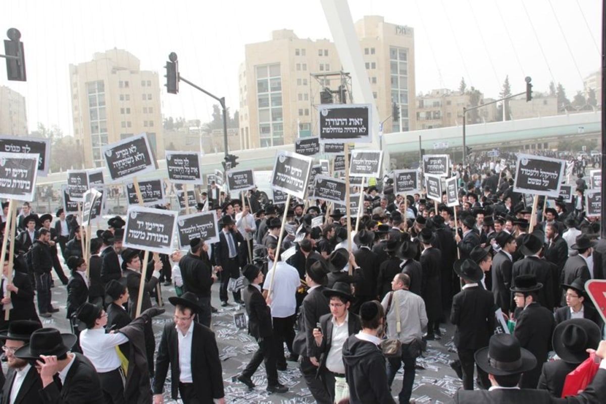 600 אלף איש בירכו יחד: "ברוך... חכם הרזים" • שידור חי