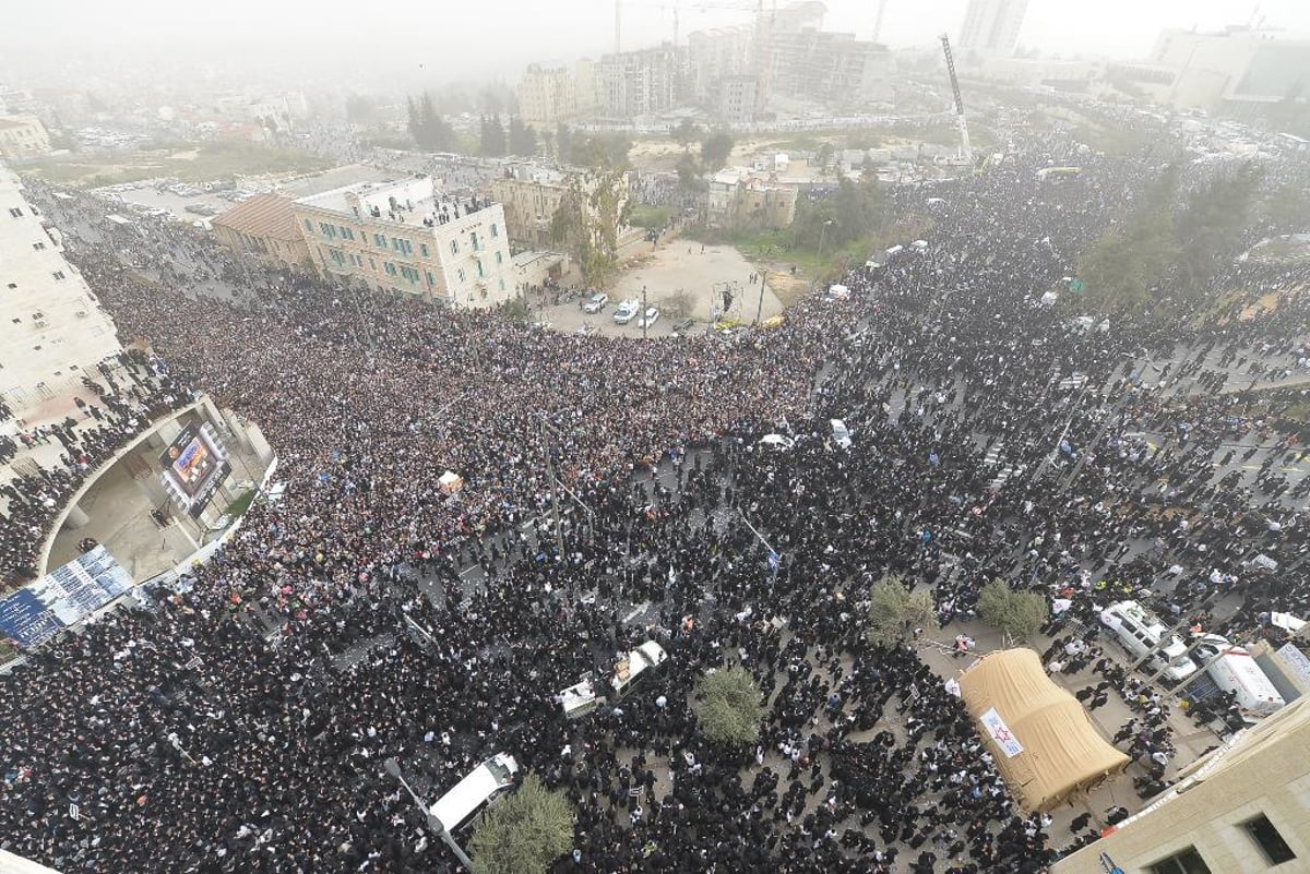 גלריה מרהיבה: מאות האלפים בעדשת אלי סגל