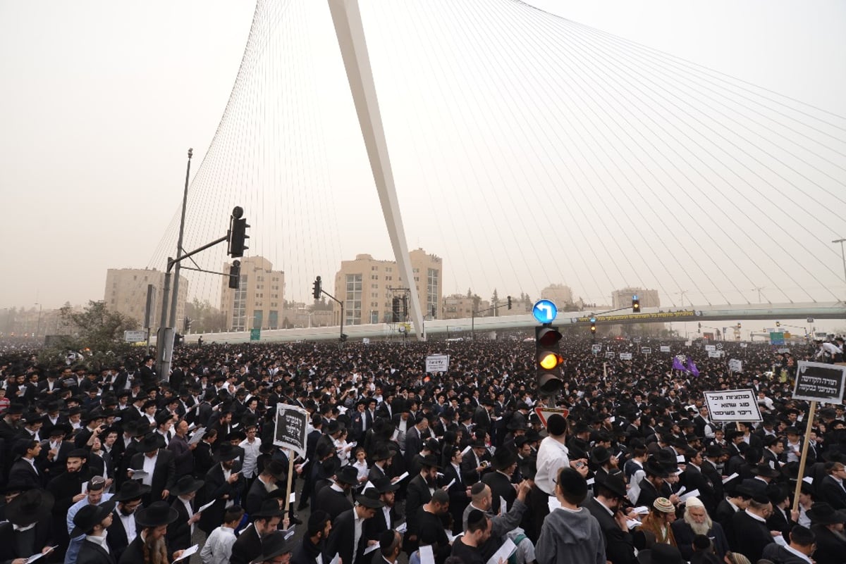 גלריה מרהיבה: מאות האלפים בעדשת אלי סגל