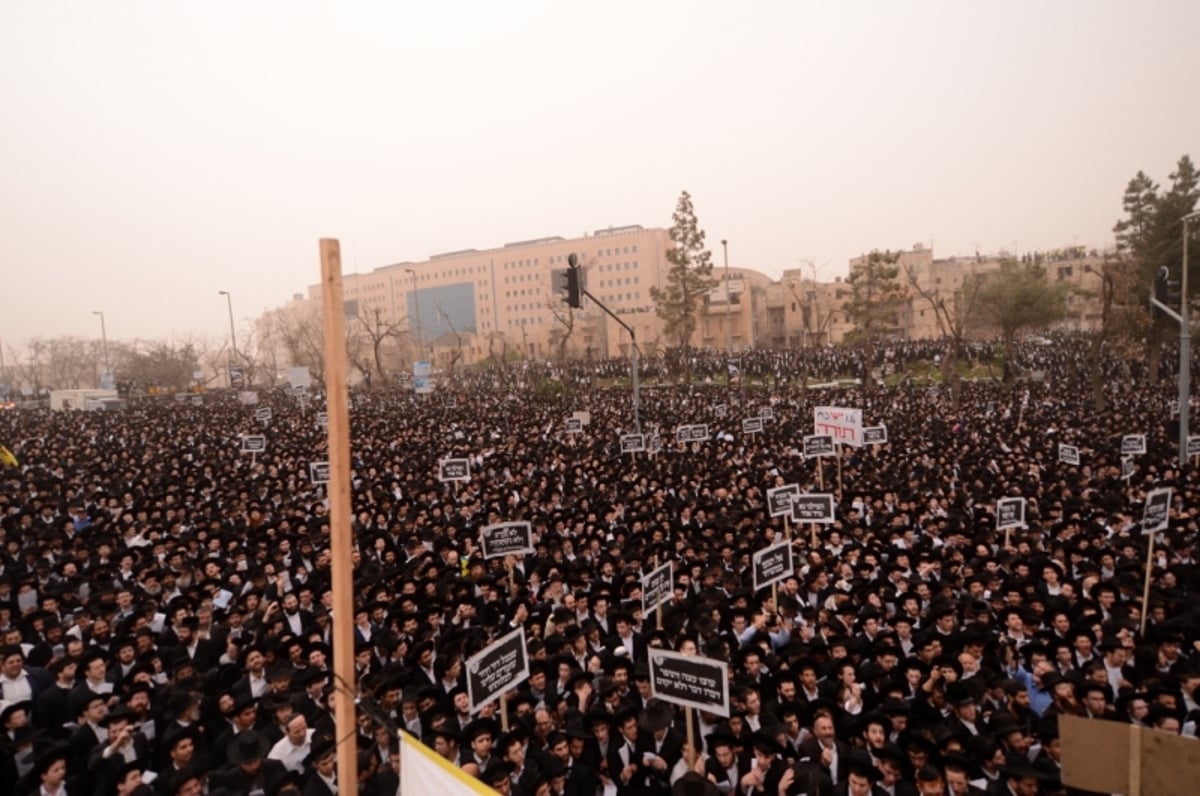 שישים ריבוא התאחדו נגד רדיפת לומדי התורה • גלריה מסכמת