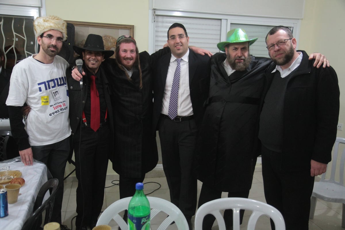 צפו בתיעוד מיוחד: בית שמש חוגגת פורים